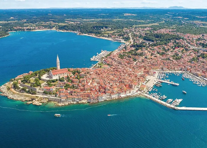 2 Bedroom Lovely In * Rovinj